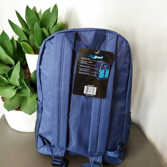 17" Bungee Strap Backpack - Picture 3 of 8